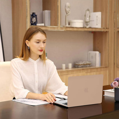 MOSISO Compatible with MacBook Air 13 inch Case 2025 2024 2023 2022 M4 A3240 M3 A3113 M2 A2681, Plastic Hard Shell&Keyboard Cover&Screen Film&Pouch for MacBook Air 13.6 inch Case, Crystal Clear