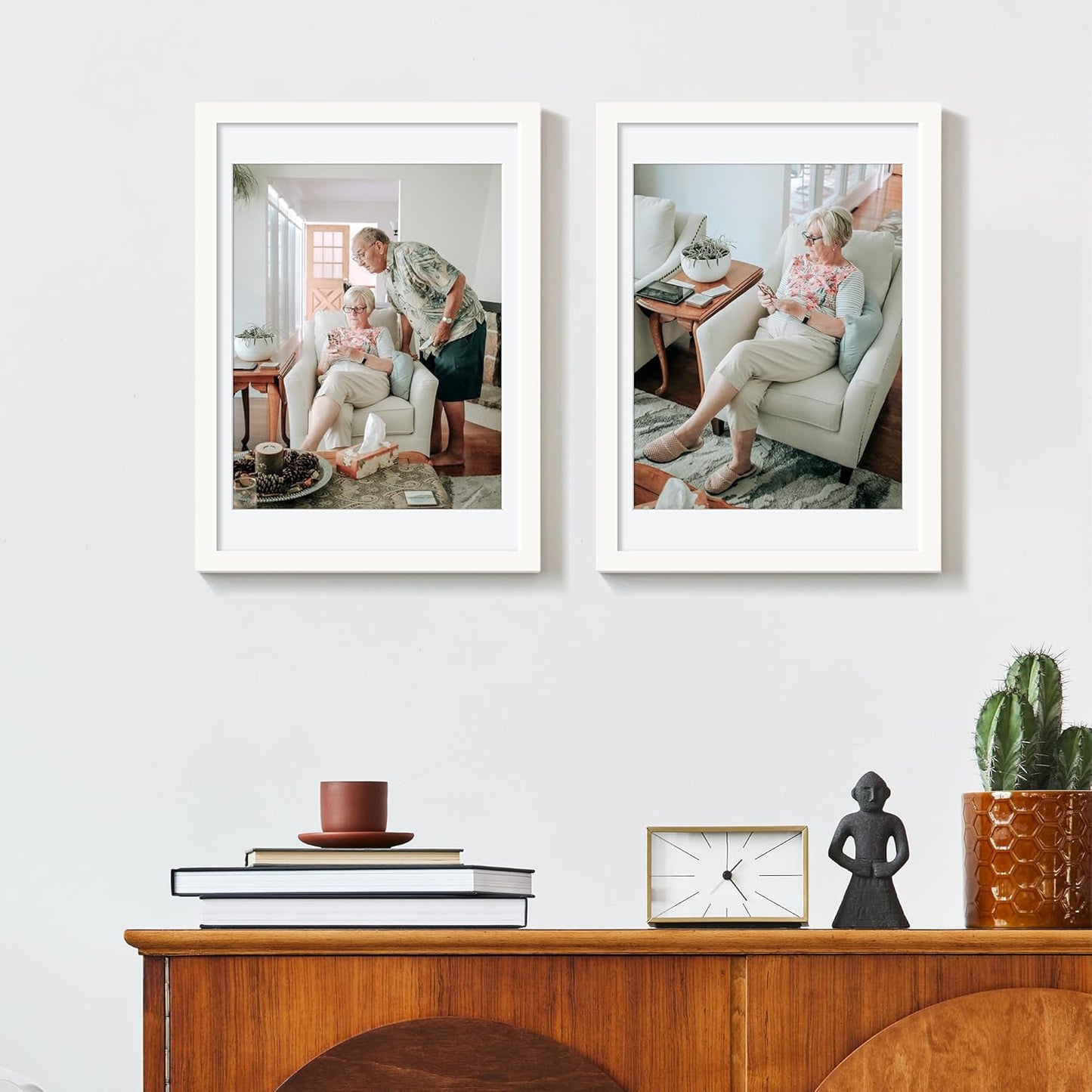 upsimples 11x14 Picture Frame, Display Pictures 8x10 with Mat or 11x14 Without Mat, Wall Hanging Photo Frames, Black