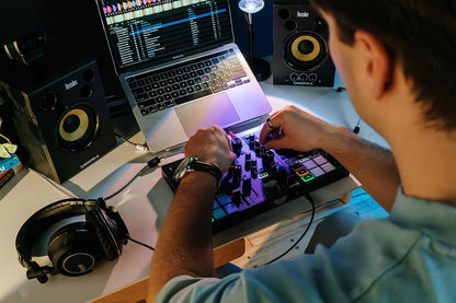 Hercules DJControl Inpulse 200 MK3 DJ Controller, 2 Deck DJ Mixer with Jog Wheels, Pads, Crossfader, Beginner DJ Equipment with Tutorials and Streaming, Compact Portable DJ Board, Compatible with PC