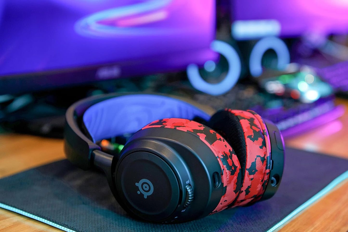 WC Freeze for Arctis Nova - Hybrid Fabric Cooling Gel Replacement Earpads for Arctis Nova Pro Wired, Nova 7, 5, 4, 3, 1 - Made by Wicked Cushions (Does Not Fit Nova Pro Wireless) | Black