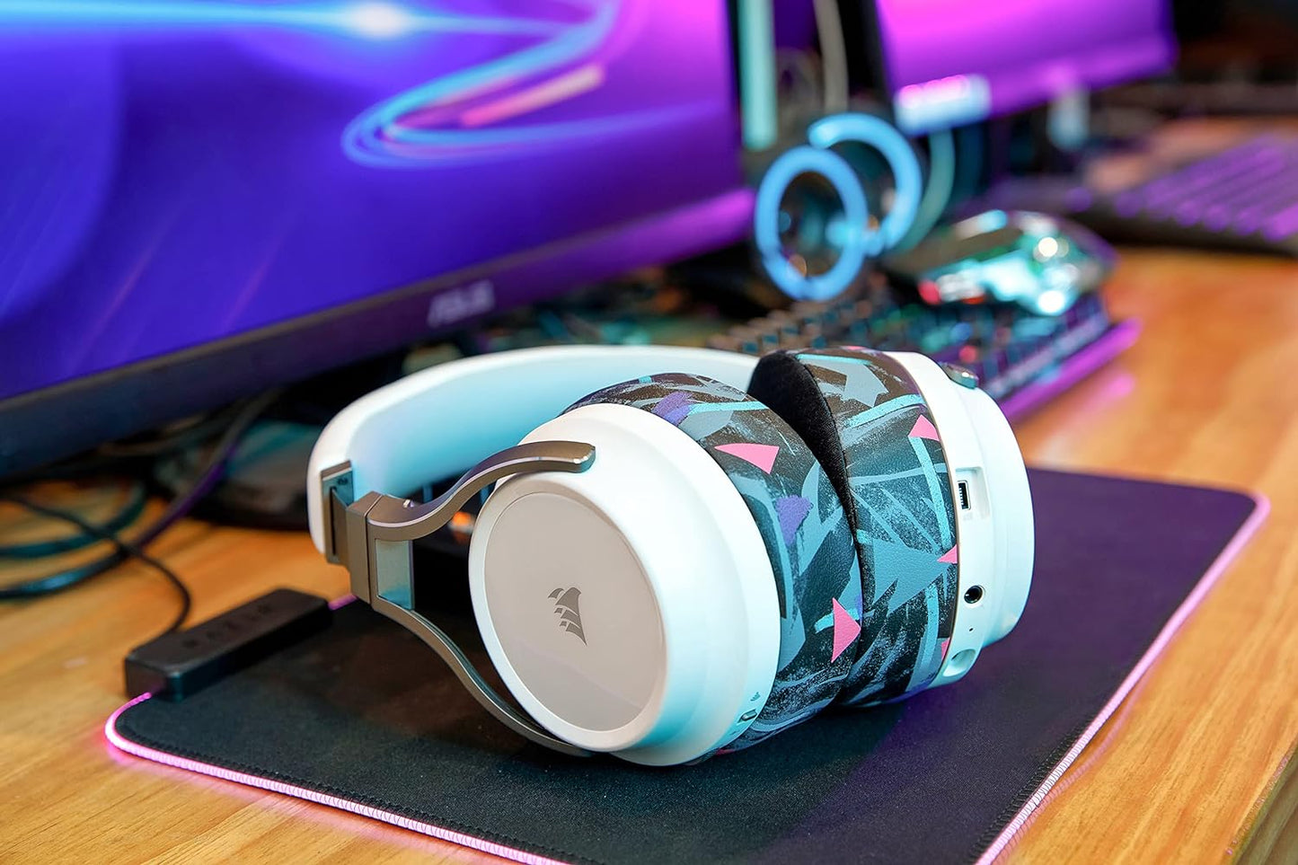 WC Freeze Virtuoso - Hybrid Fabric Cooling Gel Replacement Earpads for Corsair Virtuoso Gaming Headset, Made by Wicked Cushions, Improved Durability, Thickness and Sound Isolation | Gold Marble