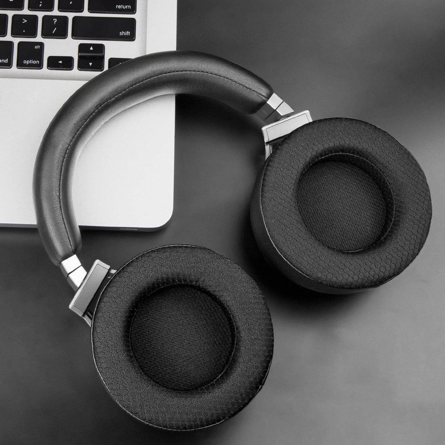 SOULWIT Ear Pads Replacement for Corsair Virtuoso RGB Wireless XT SE Gaming Headset, Earpads Cushions with Mesh Fabric, High-Density Noise Isolation Foam, Added Thickness - Black