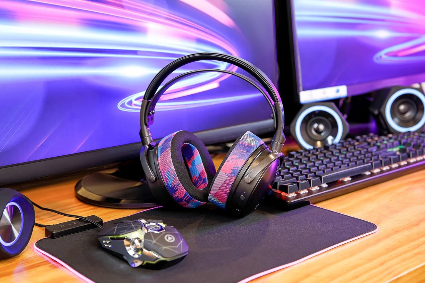 WC Freeze Maxwell - Cooling Gel Replacement Earpads for Audeze Maxwell Headphones by Wicked Cushions - Elevate Comfort, Durability, Thickness & Sound Isolation for Epic Gaming Sessions | Black