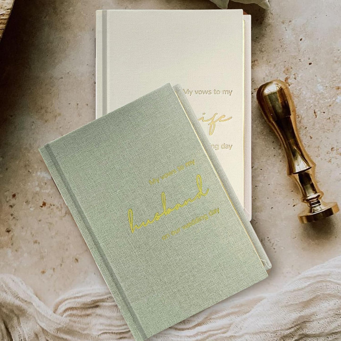 WeddingGiftsWedding Vow Books His and Hers Soft Touch Gold Foil Engraving Vow Books Wedding Essentials Wedding Accessories(TR-HH-Black)