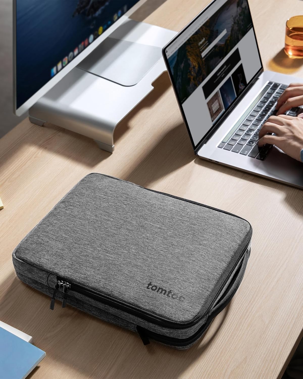 tomtoc 360 Protective Laptop Shoulder Bag for 16-inch MacBook Pro M4/M3/M2/M1 Pro/Max A3403 A3186 A2991 2024-2021, 15-inch MacBook Air 2025-2023, Dell XPS 16/15, Cordura Ballistic Nylon Fabric