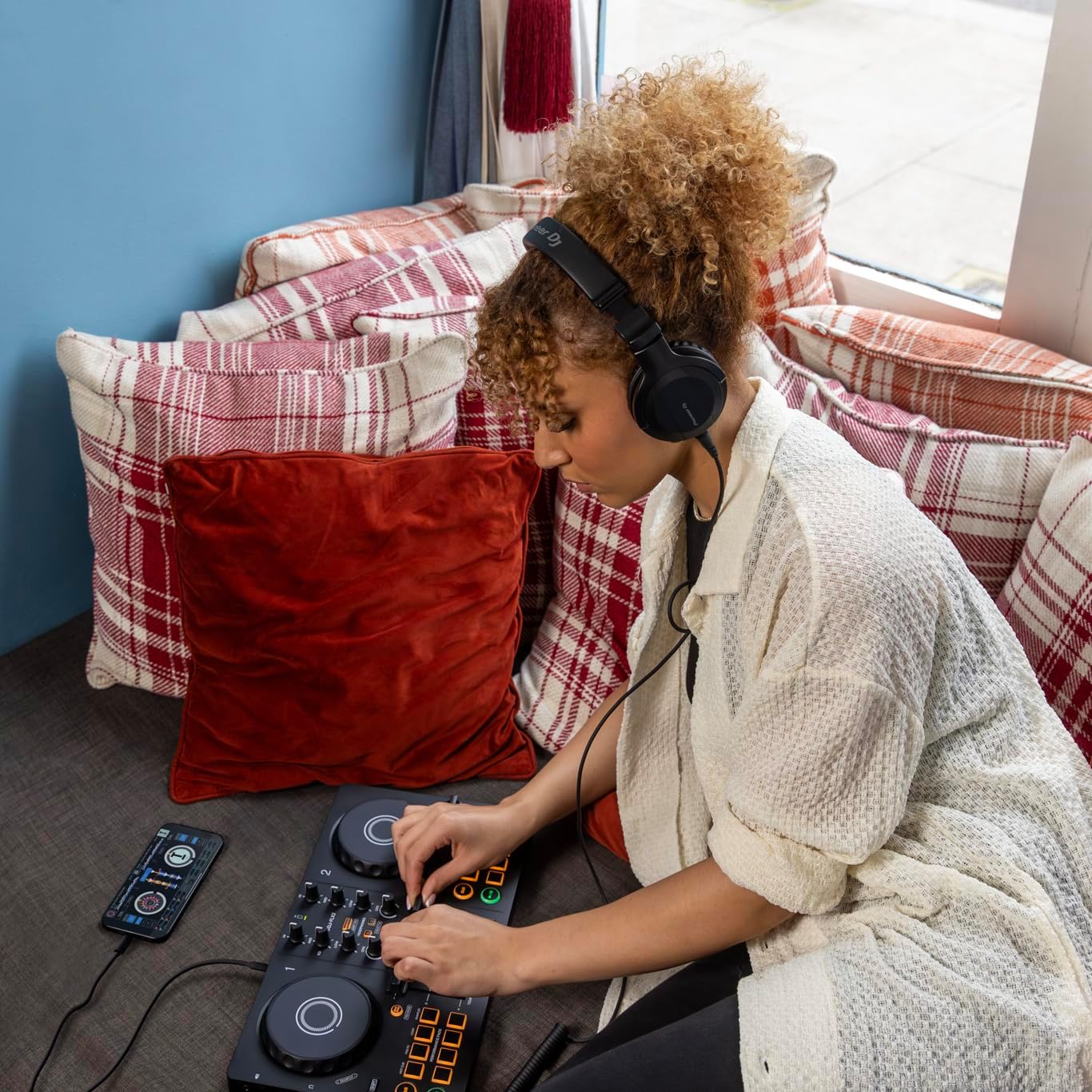 Pioneer DJ AlphaTheta DDJ-FLX2 Compact 2-Channel DJ Controller