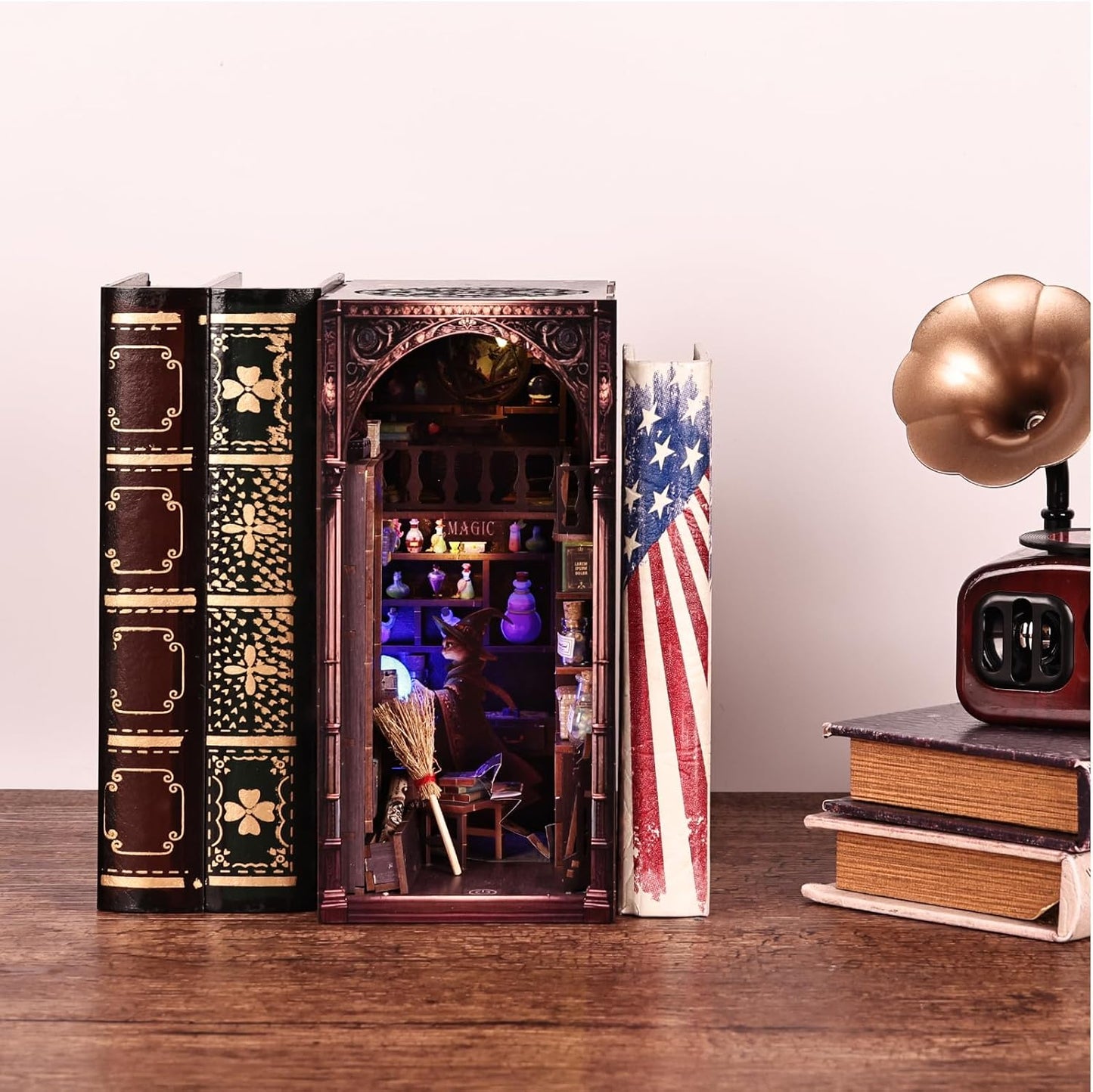 Purilite Select Magic Wizard Cat 3D Book Nook Kit