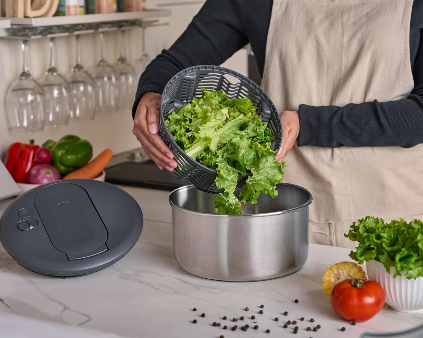 Zyliss Swift Dry Stainless Steel Salad Spinner - Fruit Cleaner & Lettuce Spinner with Push Pump - Non-Slip Bowl - Dishwasher Safe - Small