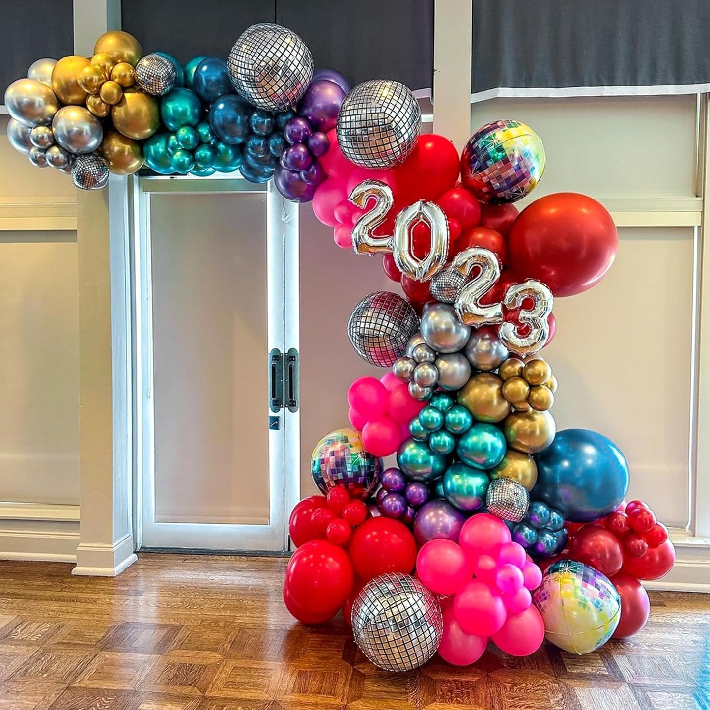 Gold Metallic Chrome Latex Balloon Arch Kit, 102PCS 18In 12In 10In 5In Arch Garland For Festival Picnic, Engagement, Wedding, Birthday Party, Gold Theme Anniversary Decoration With 33FT Ribbon
