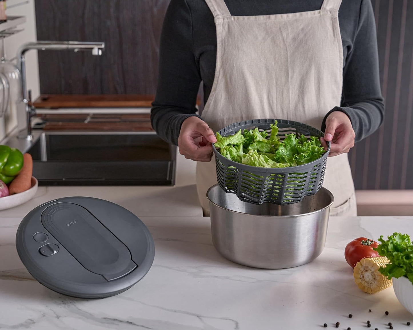 Zyliss Swift Dry Stainless Steel Salad Spinner - Fruit Cleaner & Lettuce Spinner with Push Pump - Non-Slip Bowl - Dishwasher Safe - Small