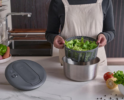 Zyliss Swift Dry Stainless Steel Salad Spinner - Fruit Cleaner & Lettuce Spinner with Push Pump - Non-Slip Bowl - Dishwasher Safe - Small