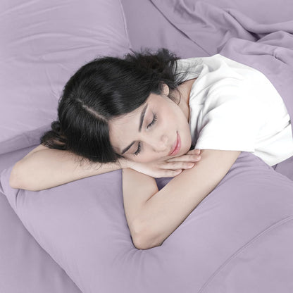 Utopia Bedding Queen Bed Sheet Set - 4 Piece Bedding - Soft Brushed Microfiber Fabric - Shrinkage & Fade Resistant - Easy Care (White)