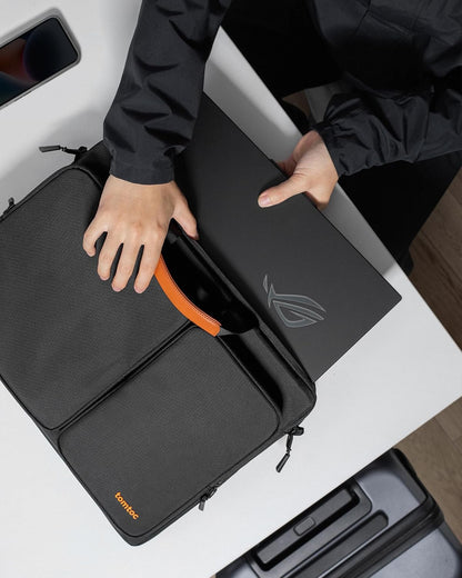 tomtoc 360 Protective Laptop Shoulder Bag for 16-inch MacBook Pro M4/M3/M2/M1 Pro/Max A3403 A3186 A2991 A2485 2024-2019, Water-resistant Sleeve for Dell XPS 15 Surface Book 3 The New Razer Blade 16