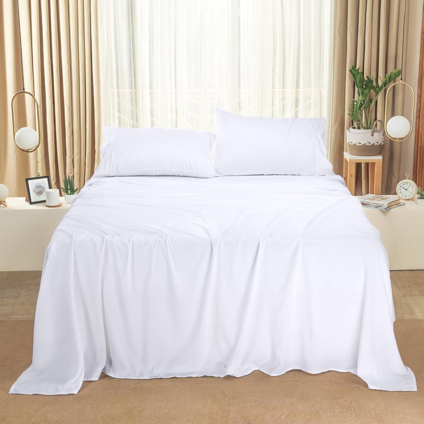 Utopia Bedding Queen Bed Sheet Set - 4 Piece Bedding - Soft Brushed Microfiber Fabric - Shrinkage & Fade Resistant - Easy Care (White)