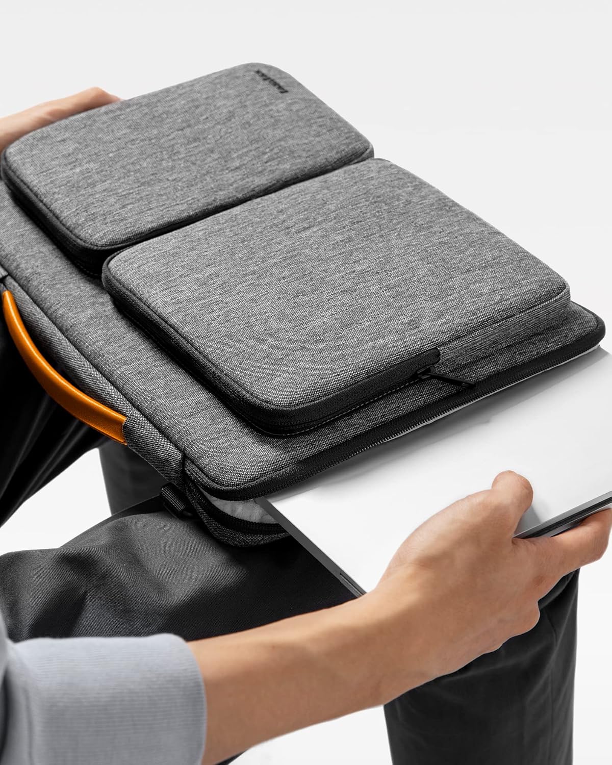 tomtoc 360 Protective Laptop Shoulder Bag for 16-inch MacBook Pro M4/M3/M2/M1 Pro/Max A3403 A3186 A2991 A2485 2024-2019, Water-resistant Sleeve for Dell XPS 15 Surface Book 3 The New Razer Blade 16