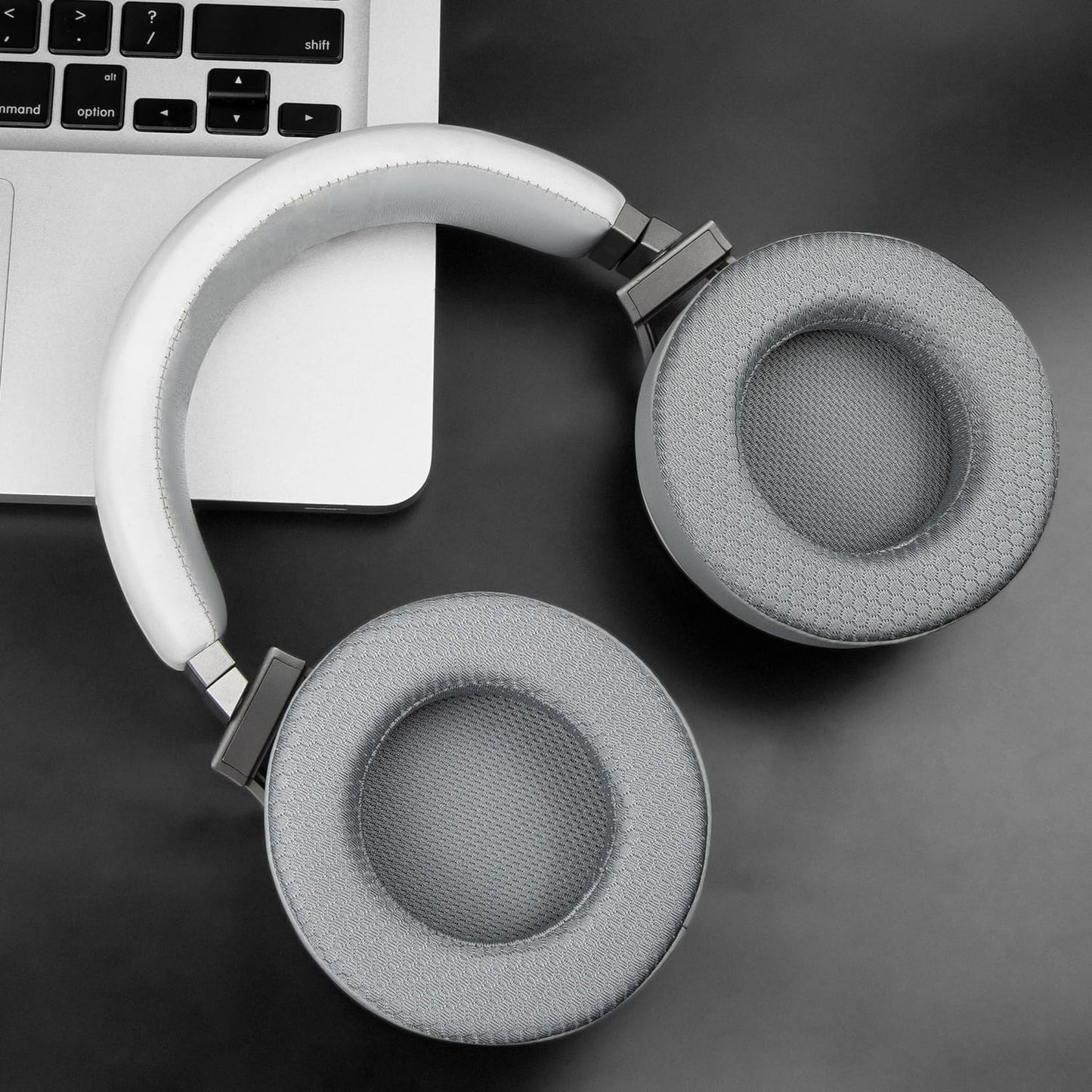 SOULWIT Ear Pads Replacement for Corsair Virtuoso RGB Wireless XT SE Gaming Headset, Earpads Cushions with Mesh Fabric, High-Density Noise Isolation Foam, Added Thickness - Black