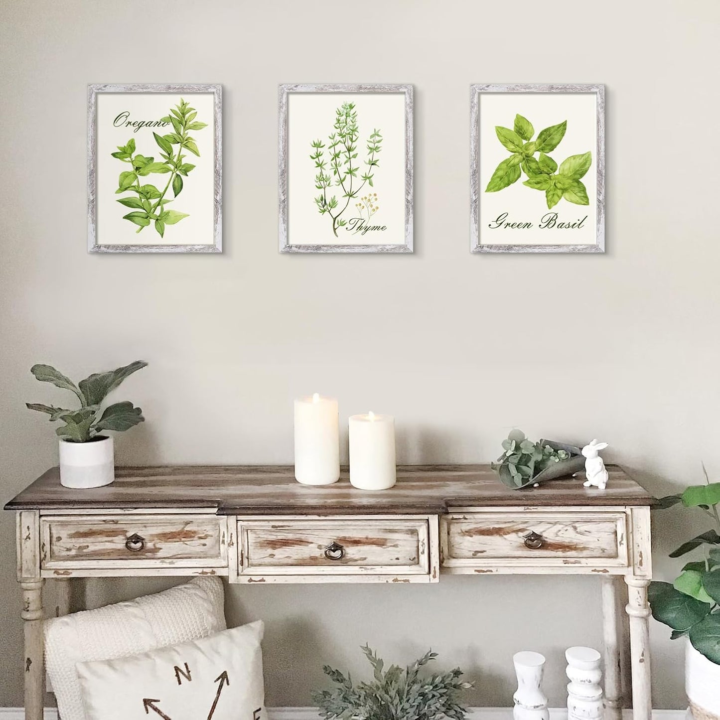 upsimples 11x14 Picture Frame, Display Pictures 8x10 with Mat or 11x14 Without Mat, Wall Hanging Photo Frames, Black