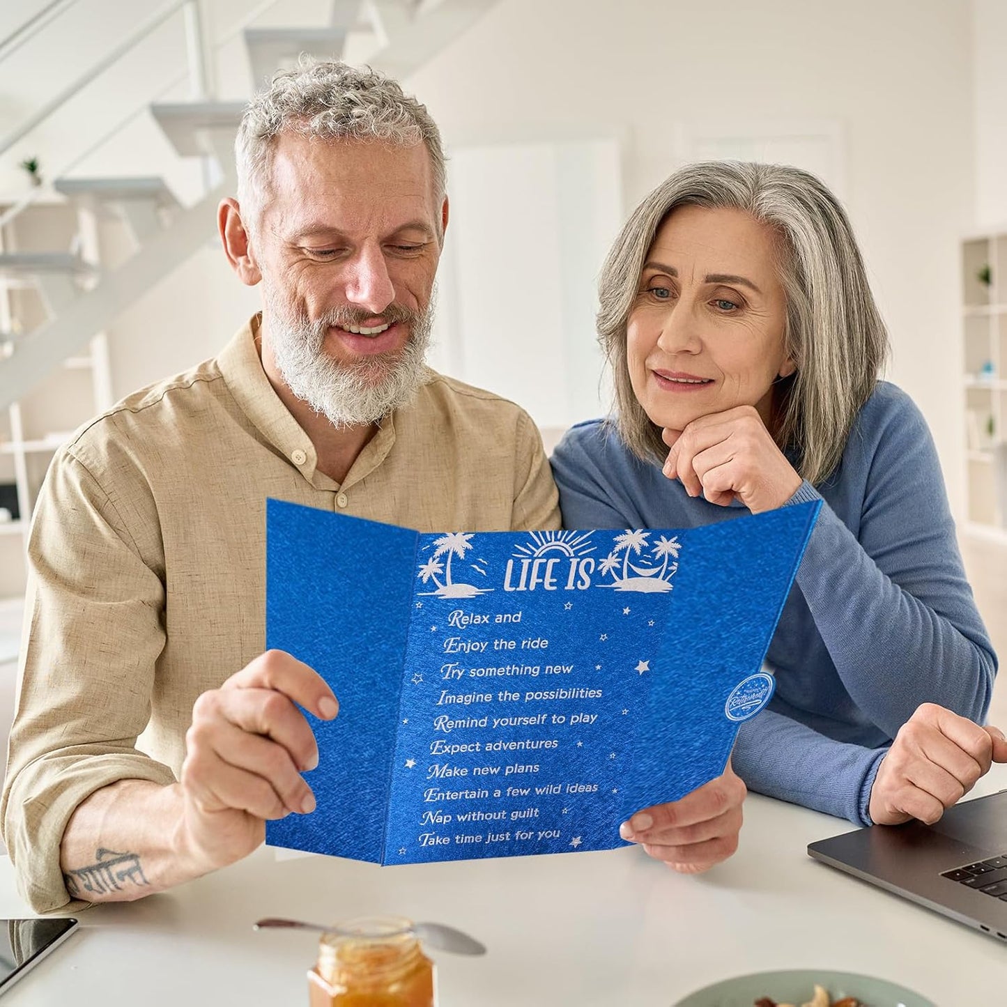 Roetyce Retirement Party Decorations, Funny Retirement Guest Book Alternative, Hapyy Retirement Decorations, Best Retirement Gifts for Women Men, Retirement Signature Board Book, Jumbo Retirement Card