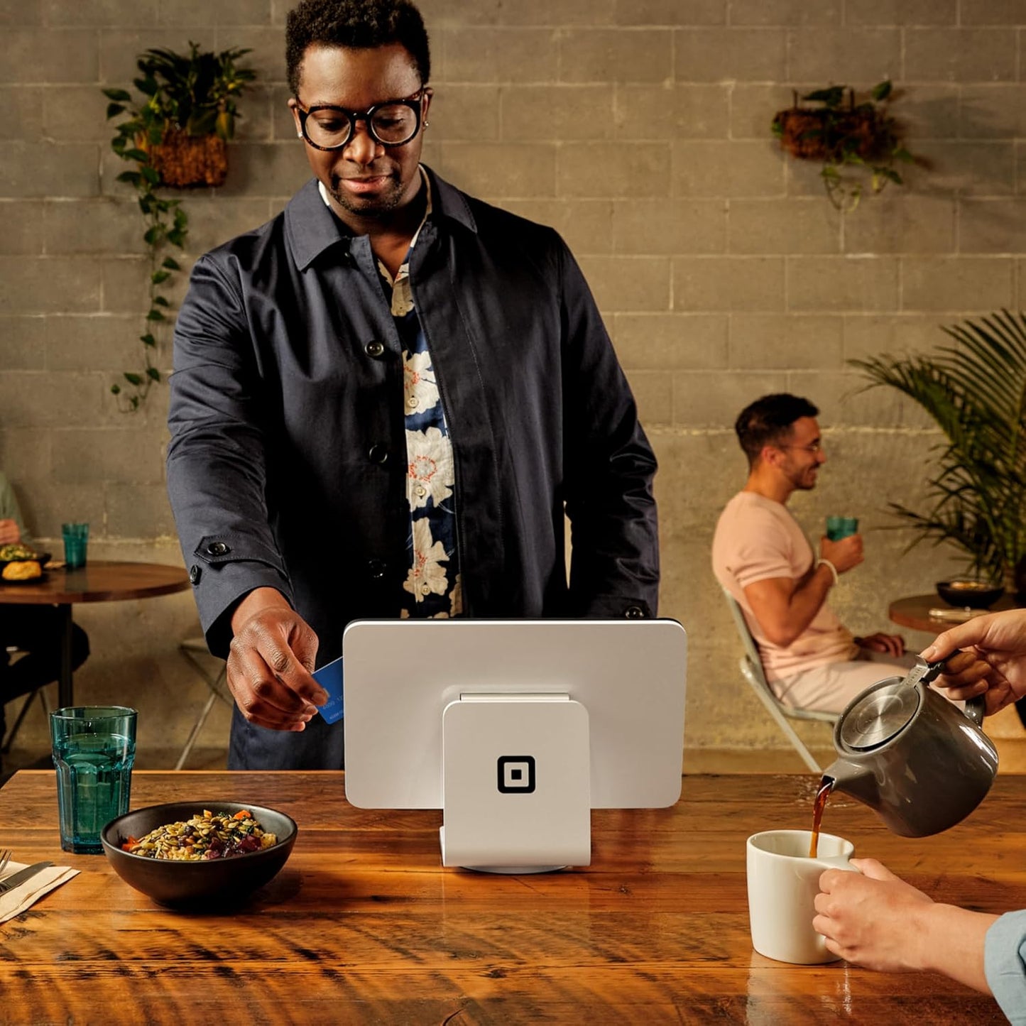 Square Stand (2nd Generation USB-C) – Turn Your iPad into a Powerful POS System