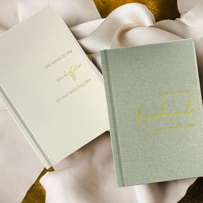 WeddingGiftsWedding Vow Books His and Hers Soft Touch Gold Foil Engraving Vow Books Wedding Essentials Wedding Accessories(TR-HH-Black)