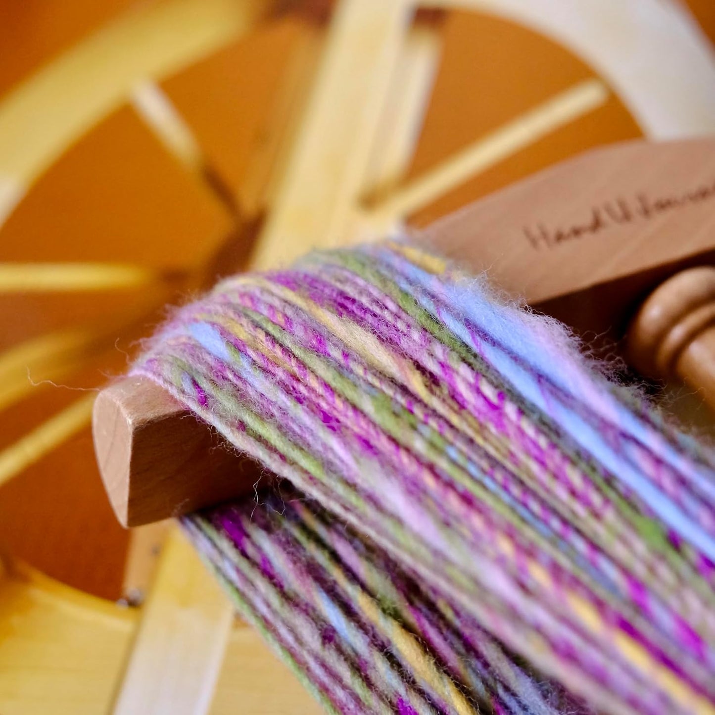 Medium-Sized Beechwood Niddy Noddy, 48 Inches (120cm) Skein Yarn Winder, Handcrafted Yarn Swift for Skein Making & Wool Winding