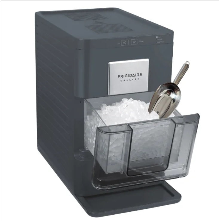 Frigidaire 19.96 kg (44 lb.) Touch Control Nugget Ice Maker, Black