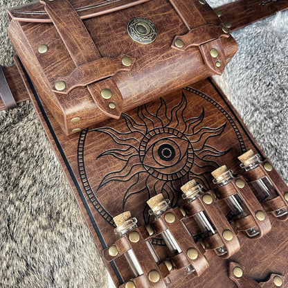 HiiFeuer 3PCs Medieval Alchemy Faux Leather Belt Bag Set with 5 Cork Potion Vials, Fantasy Embossed Wizard Halloween Belt(Brown A)