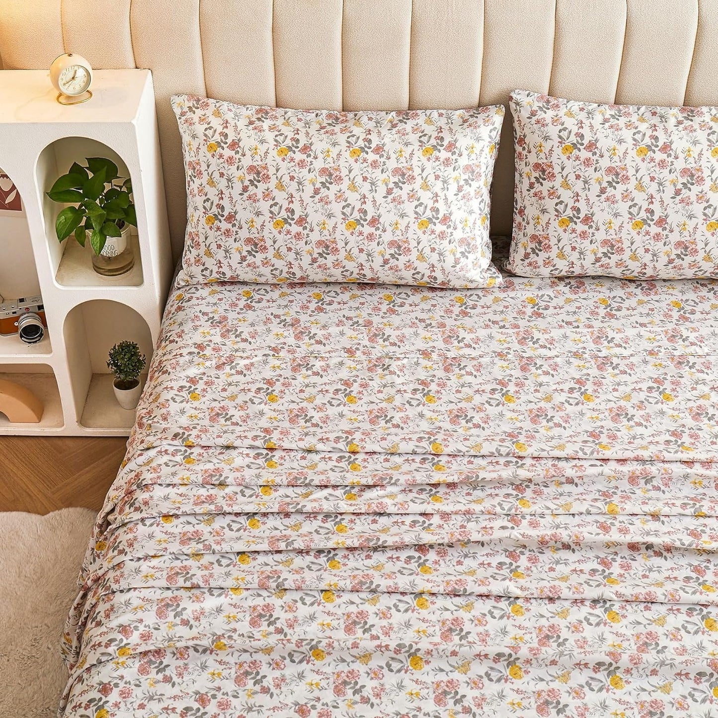 Viviland Floral Queen Sheet Set - 4 Piece Vintage Pink & Yellow Flower Patterned Bed Sheets - Soft, Breathable Microfiber Sheets with Deep Pocket, Non-Slip Fitted Sheets & Pillowcases