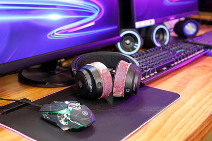 WC Freeze for Arctis Nova - Hybrid Fabric Cooling Gel Replacement Earpads for Arctis Nova Pro Wired, Nova 7, 5, 4, 3, 1 - Made by Wicked Cushions (Does Not Fit Nova Pro Wireless) | Black