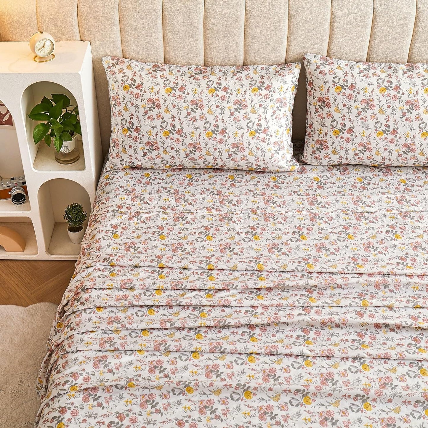 Viviland Floral Queen Sheet Set - 4 Piece Vintage Pink & Yellow Flower Patterned Bed Sheets - Soft, Breathable Microfiber Sheets with Deep Pocket, Non-Slip Fitted Sheets & Pillowcases