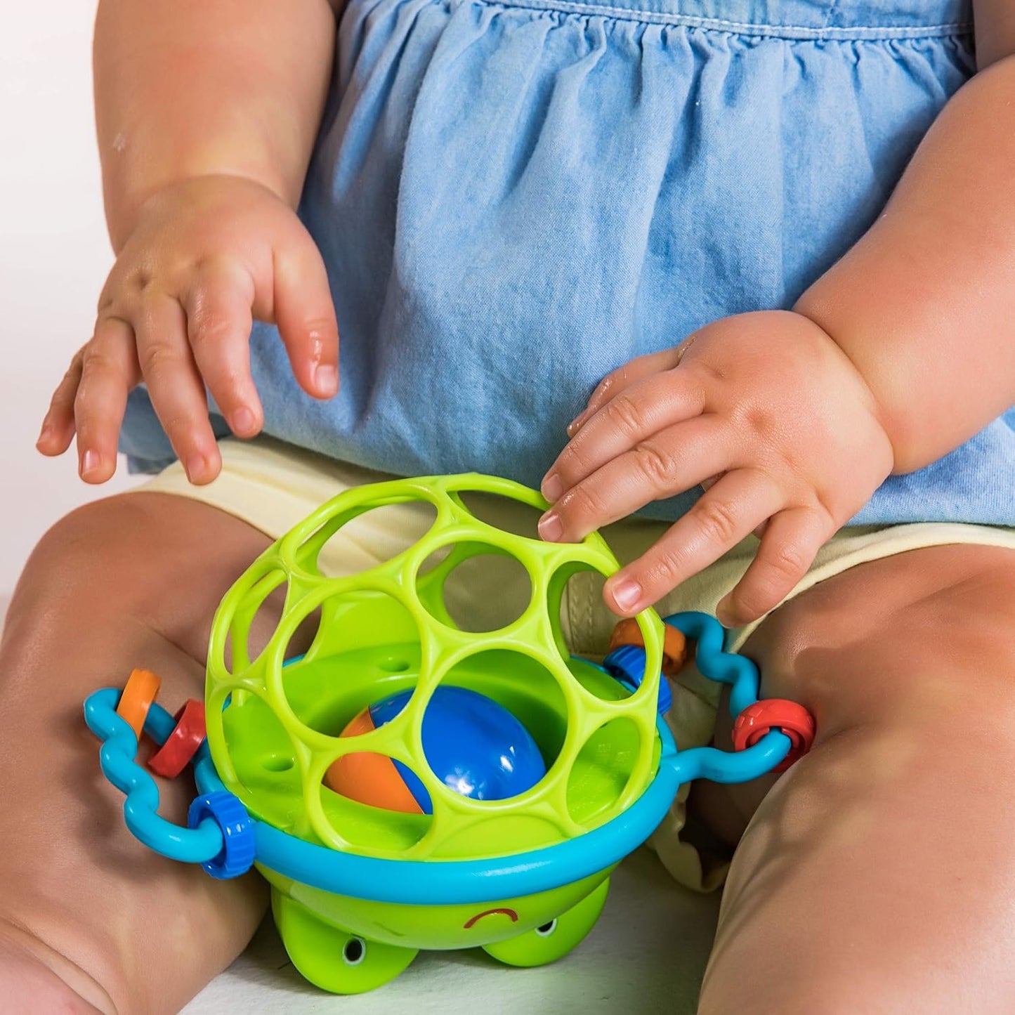 Bright Starts Oball Easy-Grasp Rattle BPA-Free Infant Toy in Teal, Age Newborn and up, 4 Inches