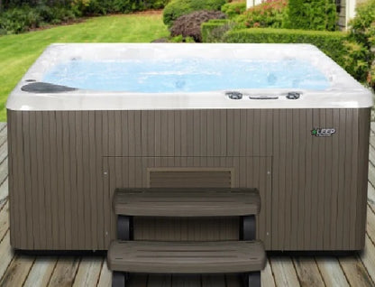Beachcomber 669 LEEP 28-jets (128 FlexJets) 7-person Spa