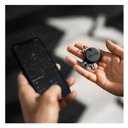 Chipolo ONE Spot Item Finder 4 Pack - Works with the Apple Find My - Black (CH-C21M-4GY-R-FR/EN)