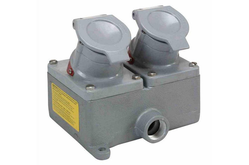 Class 1 Div 1 Class 2 Div 1 Class 3 - 2 Gang Receptacle - 250V - 15 Amp Rated - 3/4" Hub