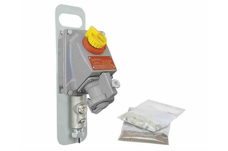 Portable Explosion Proof Connector Outlet - 30A - Integrated CB - Backplate/Carrying Handle