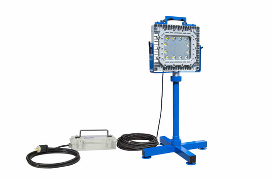 Larson 150W EXP LED Light - 21,000 Lm - 3ft Stand - Quick Change Mount - C1D1 - 100' 12/3 SOOW - GEN Plug