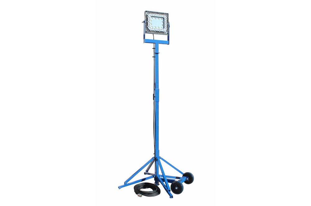 150W Exp. Proof LED Light Tower - Quadpod Mount - C1D1 - 200' 16/3 TPE SEOOW w/ C1D1 Cable Gland