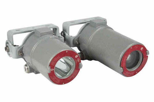 Explosion Proof 1080p HD Security Camera & LED Light Combination - Optical & Digital Zoom - 3/4"NPT