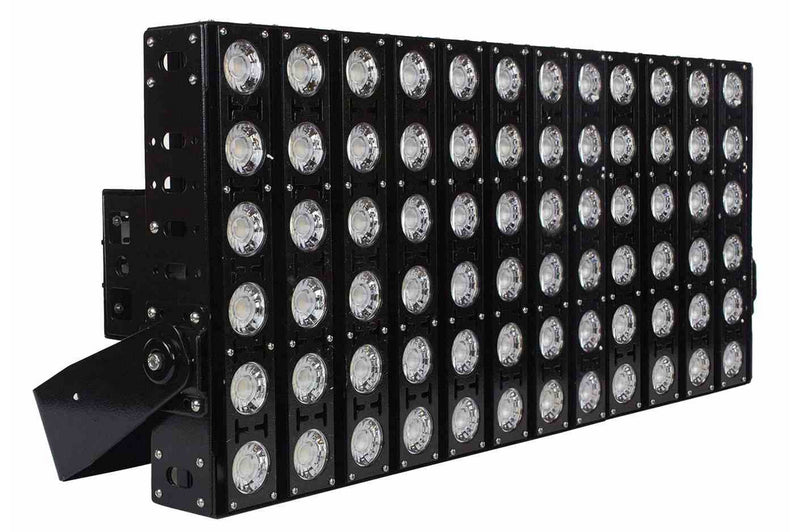 Larson 2500 Watt High Intensity LED Light - 337,500 Lumens - 120-277V AC - High Mast / Stadium Lighting