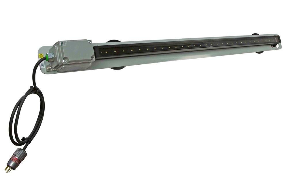 40W LED Fixture for Hazardous Location Lighting - 120-240V - C1D2 - 5200 Lumens - Magnetic Mount