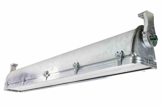 Class 1 Division 2 Hazardous Area Fluorescent Pivoting Light - 4 foot 3 lamp - Multi-voltage