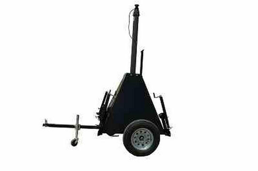 18 Foot Pneumatic Light mast w/ Enclosed Trailer Mount