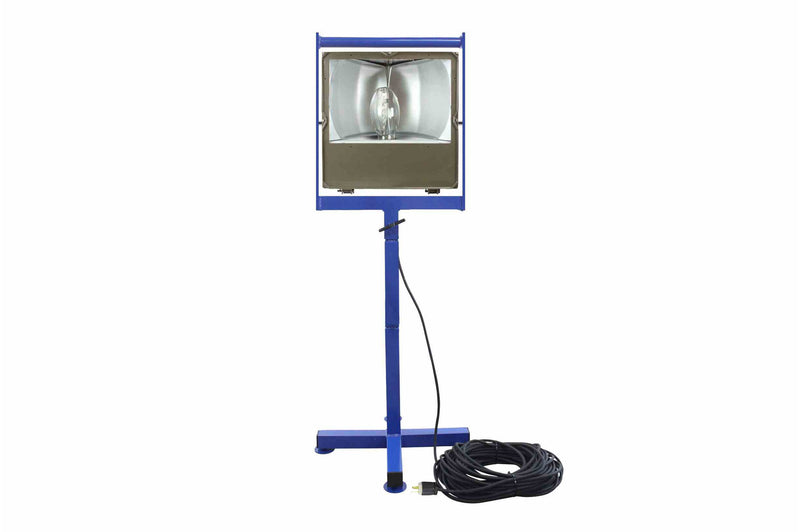 Larson 1000W Metal Halide Light Tower - 110,000 Lumens - 5' Aluminum Base Stand - Wet Area Use