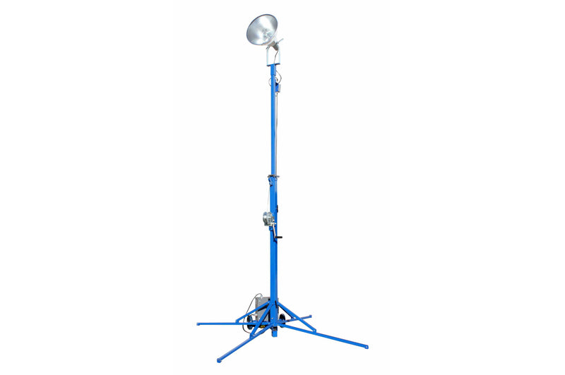 Larson 1000 Watt Portable Light Tower - Metal Halide - Covers 23,000 SF - Extends to 20 feet