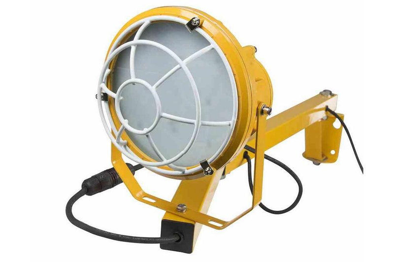 50W LED Dock Light - 100-277V AC - 40" Arm - 4,500 Lumens - Shatter Resistant Lens - IP65