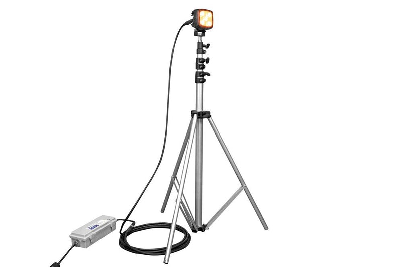 25W Amber LED Spotlight - 3.5-10' Aluminum Tripod - 2250 Lumens - IP67 - 120-277V AC - 25' SOOW