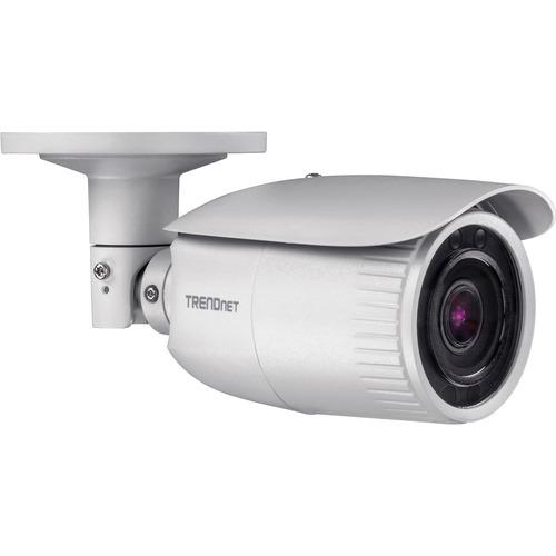 TRENDnet Indoor/Outdoor 4 MP - Indoor/Outdoor 4MP Motorized Varifocal PoE IR Camera